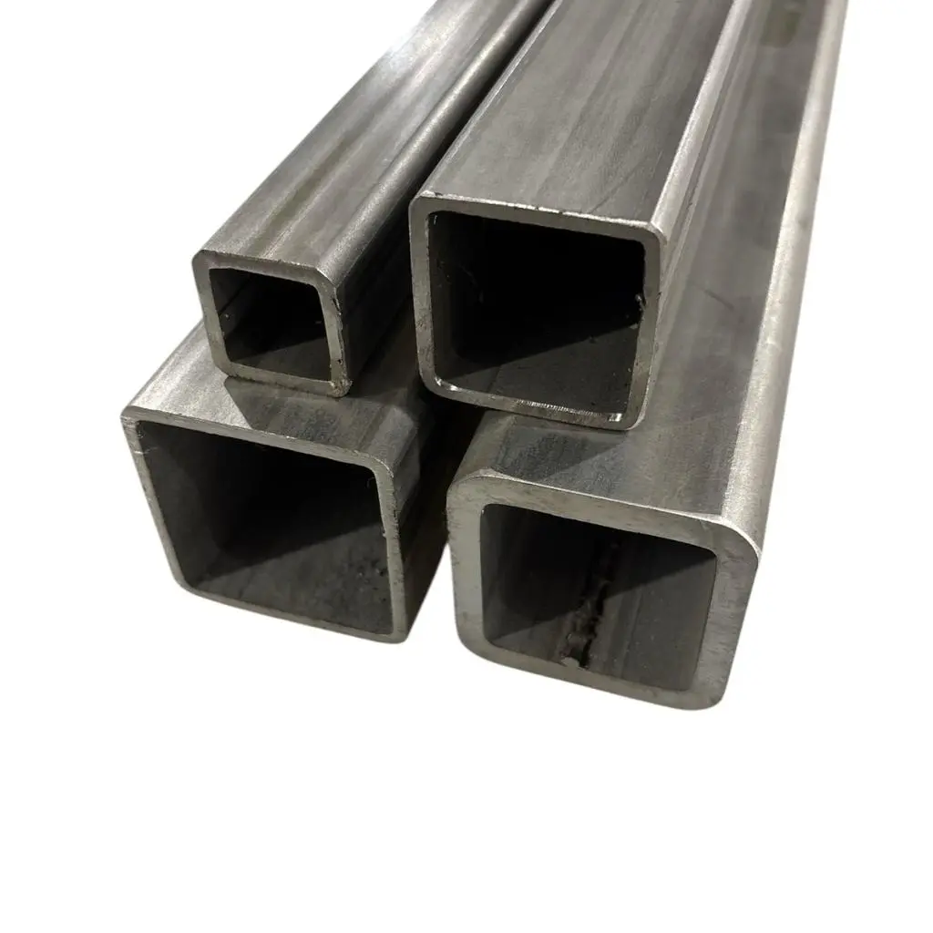 Tubo cuadrado de acero inoxidable 304 - 4 pulgadas x 0,25